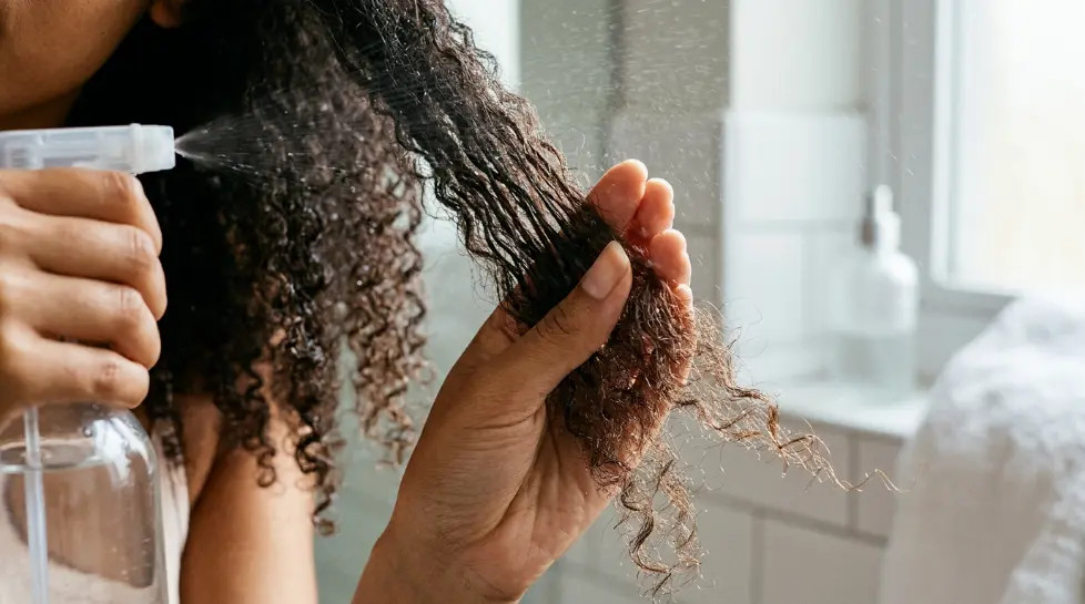 High porosity hair losing moisture and feeling dry